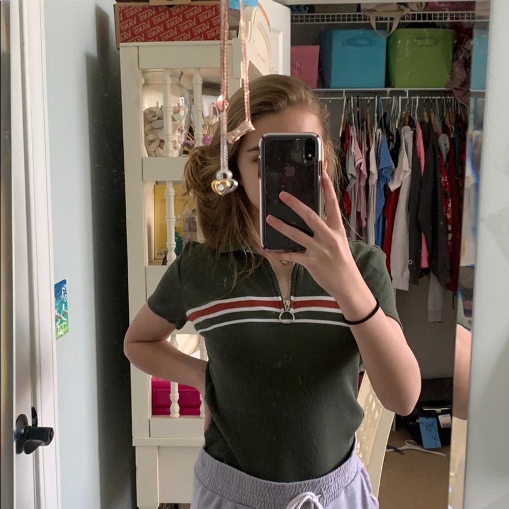 pac sun zip up tee